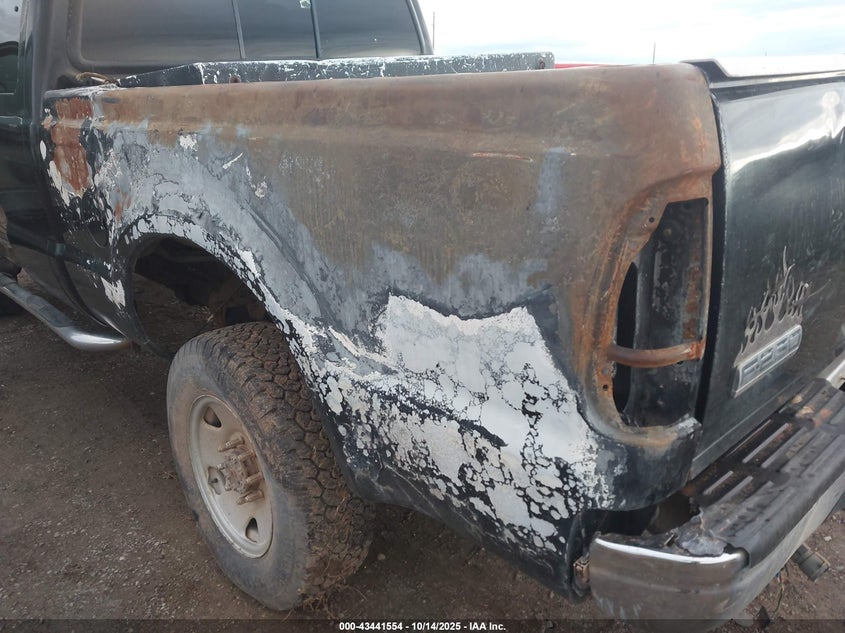 2005 Ford F-250 Lariat/Xl/Xlt VIN: 1FTSX21P75EA55888 Lot: 43441554