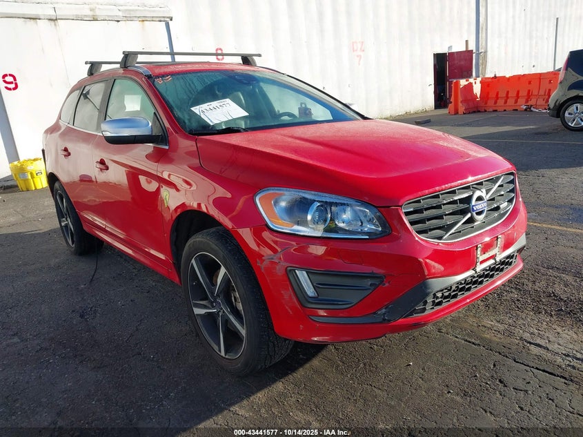 VOLVO XC60 T6 R-DESIGN PLATINUM