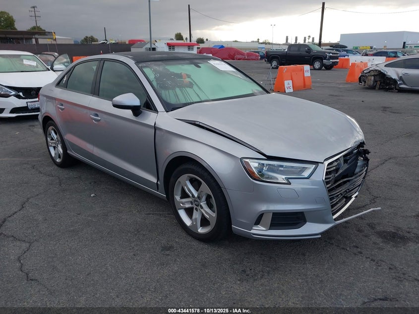 AUDI A3 2.0T PREMIUM/2.0T TECH PREMIUM