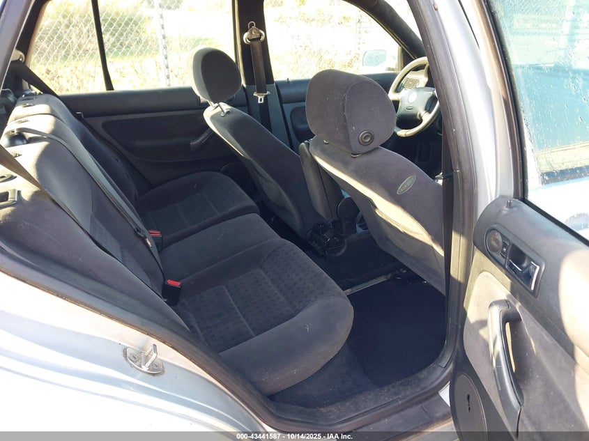 2001 Volkswagen Golf Gls VIN: 9BWGS21J414017380 Lot: 43441587