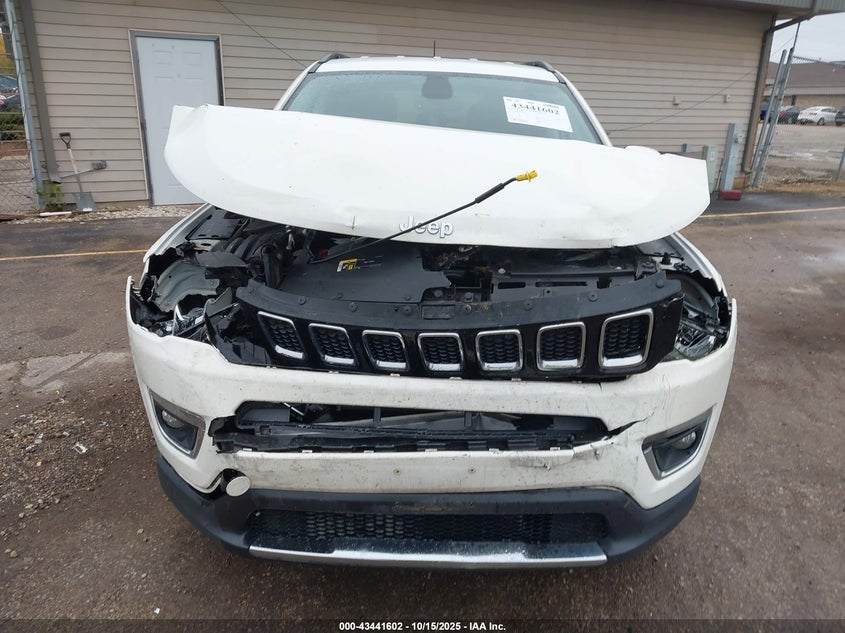 Jeep Compass 2019-auction-11