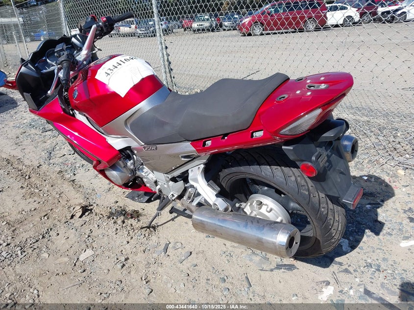 JYARP24E7EA002121 2014 YAMAHA FJR 1300 photo no. 3