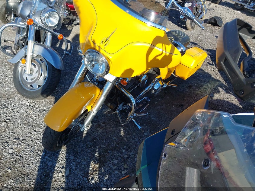 1HD1KBM19DB665288 2013 HARLEY-DAVIDSON STREET GLIDE photo no. 2