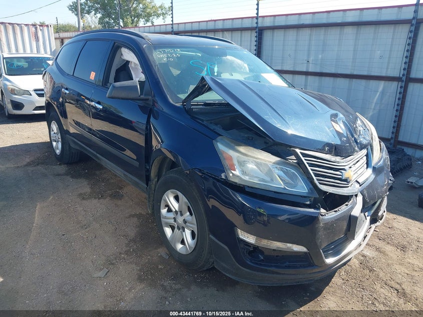 CHEVROLET TRAVERSE LS