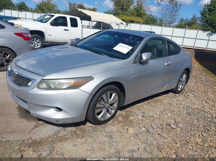 1HGCS12398A025961 2008 HONDA ACCORD photo no. 2