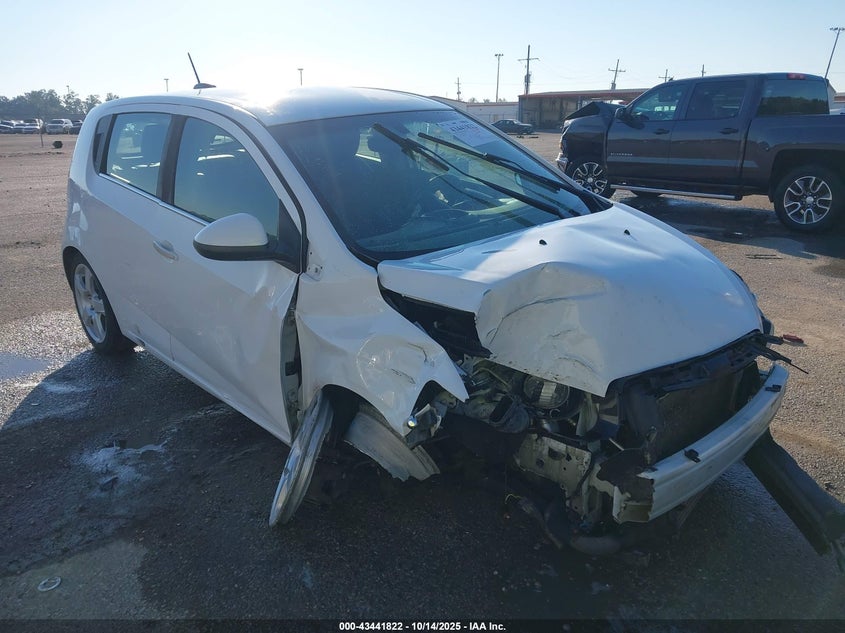 CHEVROLET SONIC LTZ AUTO