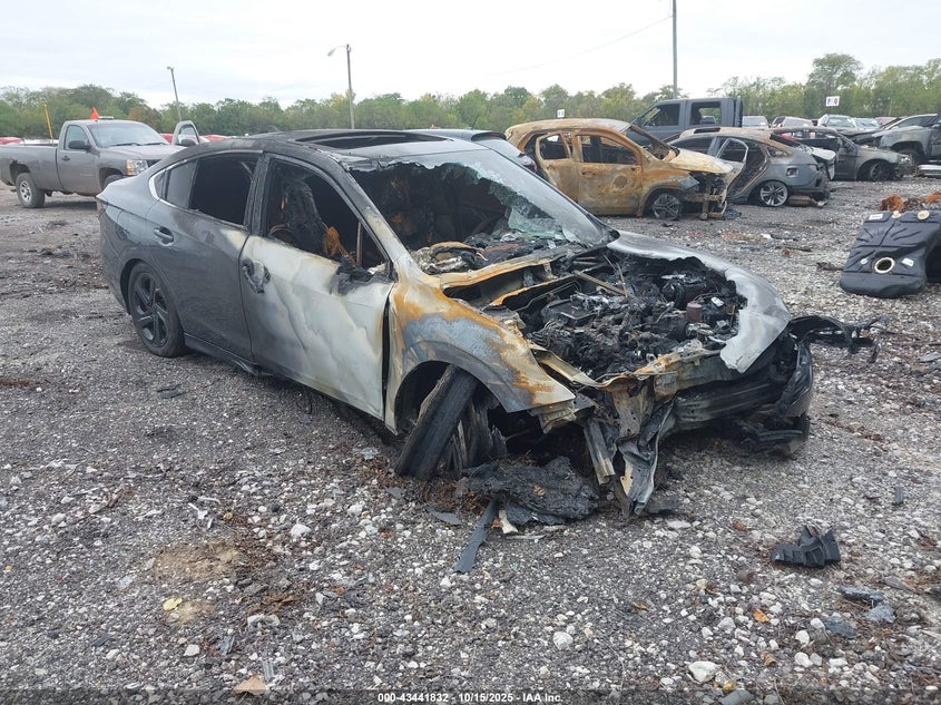 SUBARU LEGACY LIMITED XT