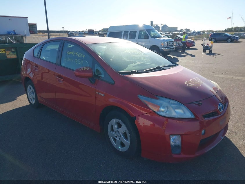 TOYOTA PRIUS IV