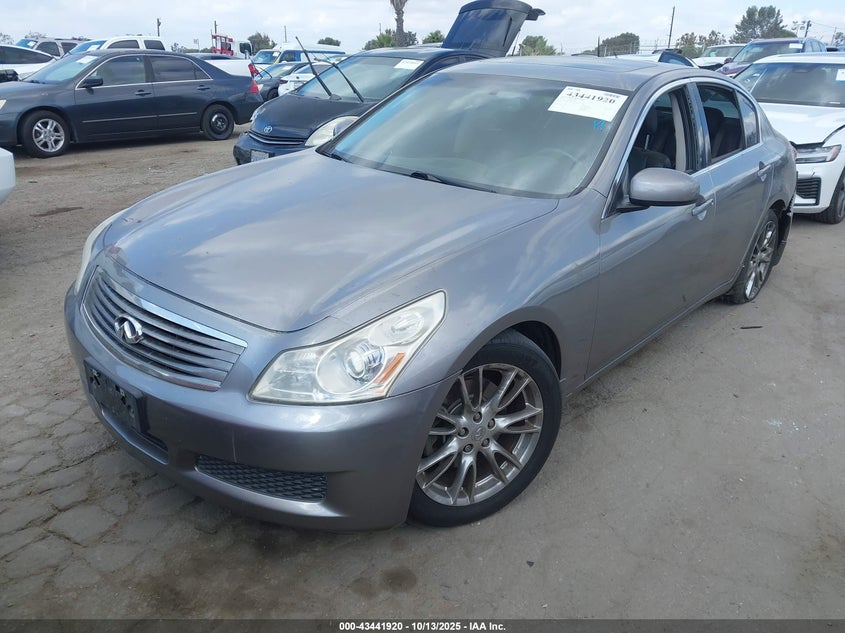 JNKBV61E18M226123 2008 INFINITI G photo no. 2