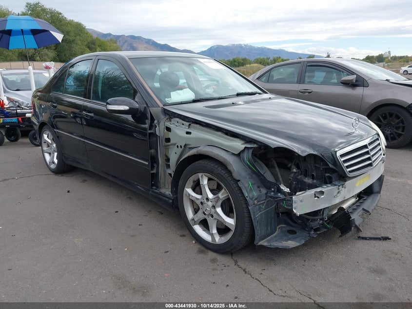 WDBRF52H77A935136 2007 Mercedes-Benz C 230 Sport auction photo 1
