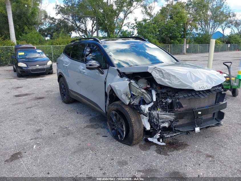 KIA SPORTAGE X-PRO PRESTIGE