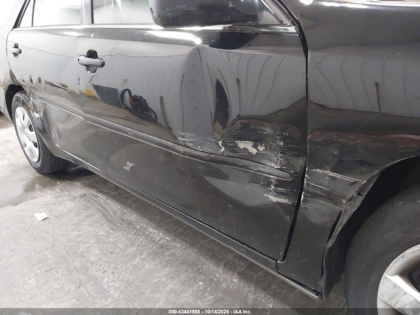 2002 Toyota Camry Le VIN: 4T1BE32K62U069227 Lot: 43441988