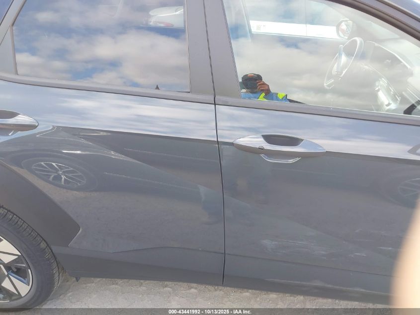 2025 Hyundai Kona Sel VIN: KM8HB3AB4SU335770 Lot: 43441992