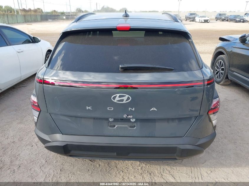 2025 Hyundai Kona Sel VIN: KM8HB3AB4SU335770 Lot: 43441992