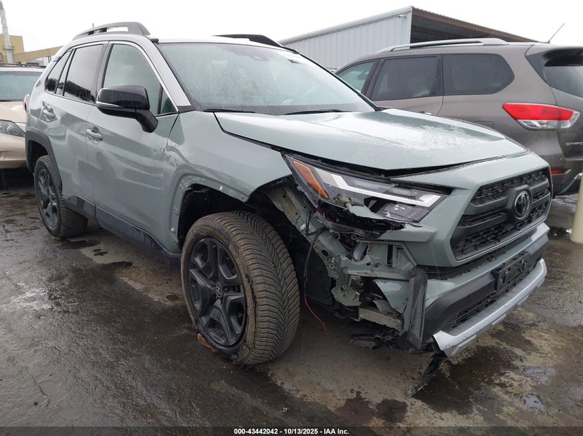 TOYOTA RAV4 ADVENTURE