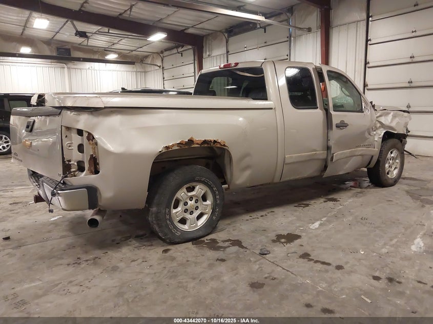 1GCEC19098Z206477 2008 CHEVROLET SILVERADO photo no. 4