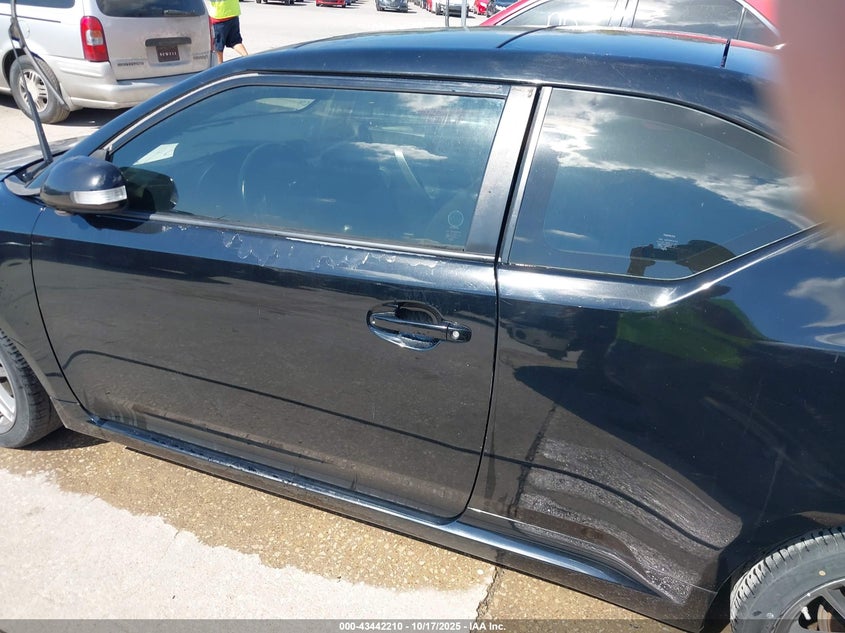 JTKJF5C75D3051452 2013 SCION TC photo no. 14
