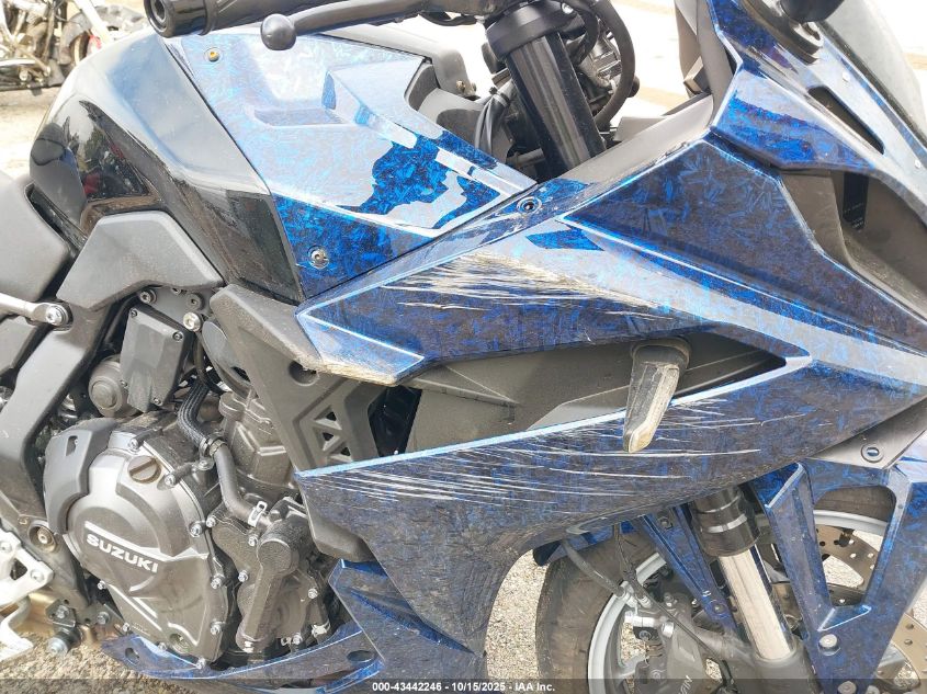 2024 Suzuki Gsx800 F VIN: JS1EM13B4R7103420 Lot: 43442246