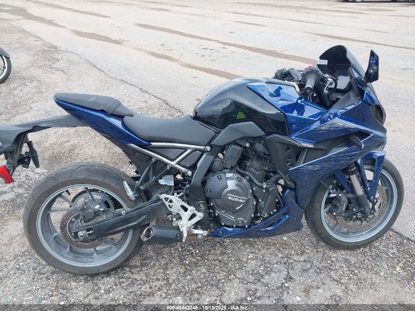 2024 Suzuki Gsx800 F VIN: JS1EM13B4R7103420 Lot: 43442246