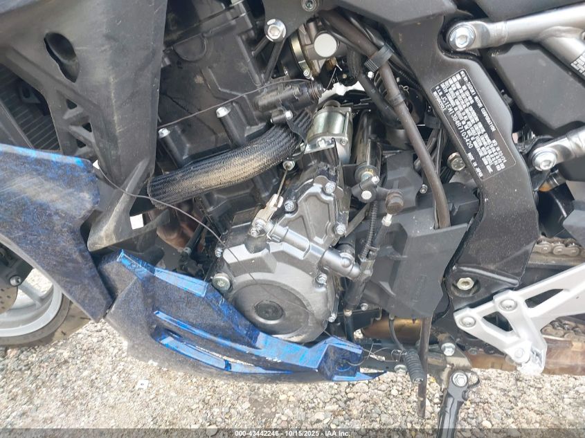 2024 Suzuki Gsx800 F VIN: JS1EM13B4R7103420 Lot: 43442246