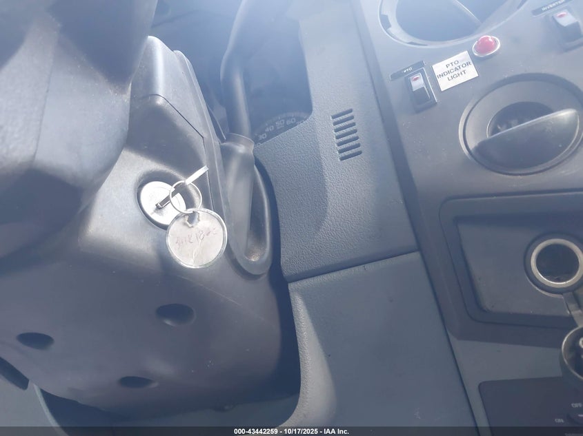 2011 Ford F-450 Chassis Xl VIN: 1FDUF4GY4BEB42906 Lot: 43442259