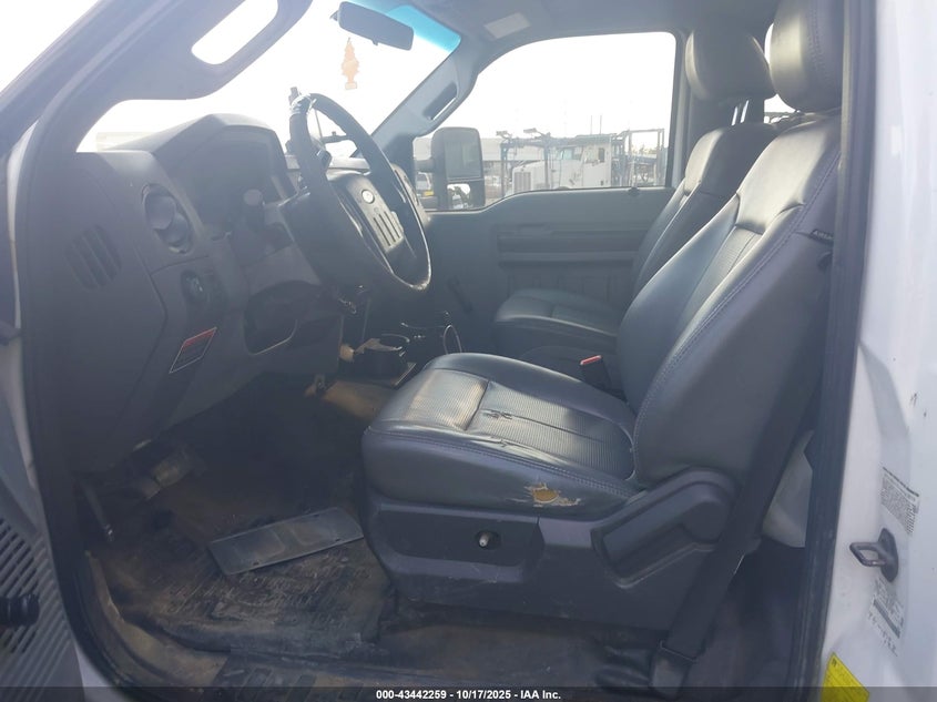 2011 Ford F-450 Chassis Xl VIN: 1FDUF4GY4BEB42906 Lot: 43442259