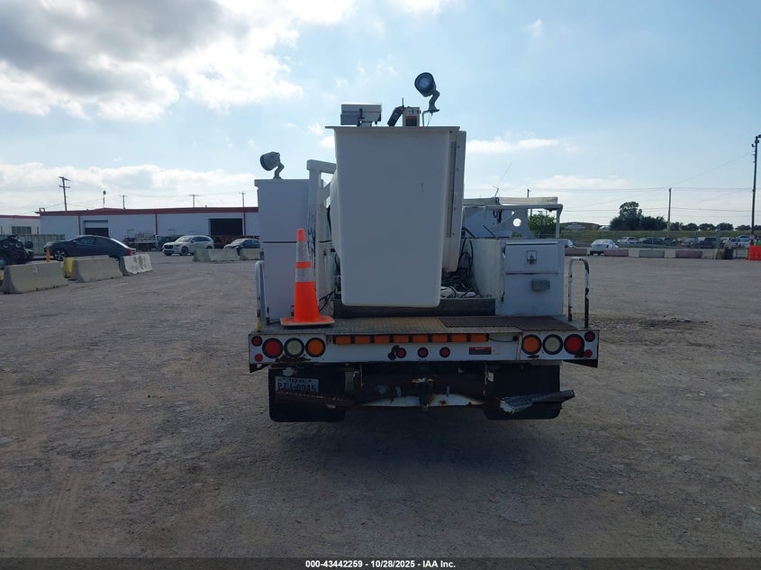 2011 Ford F-450 Chassis Xl VIN: 1FDUF4GY4BEB42906 Lot: 43442259