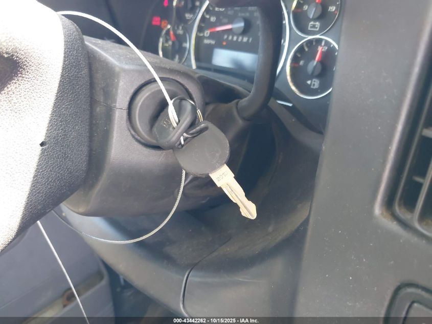 2017 Chevrolet Express Cutaway Work Van VIN: 1GB0GRFF3H1337297 Lot: 43442262