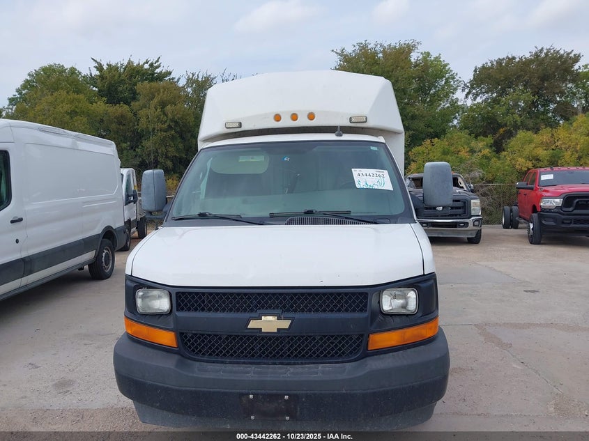 2017 Chevrolet Express Cutaway Work Van VIN: 1GB0GRFF3H1337297 Lot: 43442262