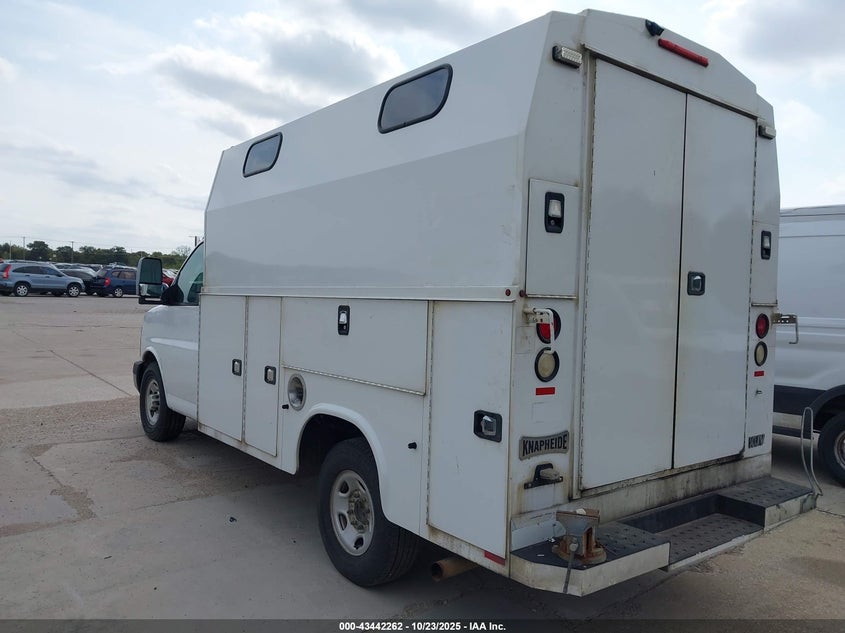 1GB0GRFF3H1337297 2017 CHEVROLET EXPRESS photo no. 3