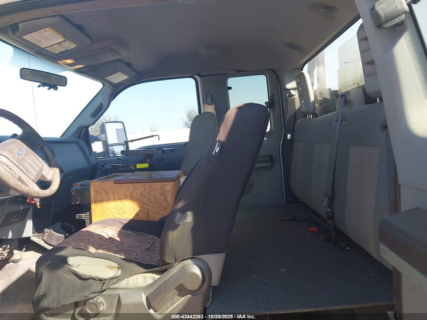 1FD0X4GY9CEA34276 2012 FORD F450 photo no. 2