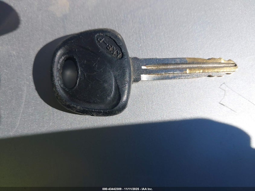 2011 Kia Soul + VIN: KNDJT2A26B7226304 Lot: 43442309