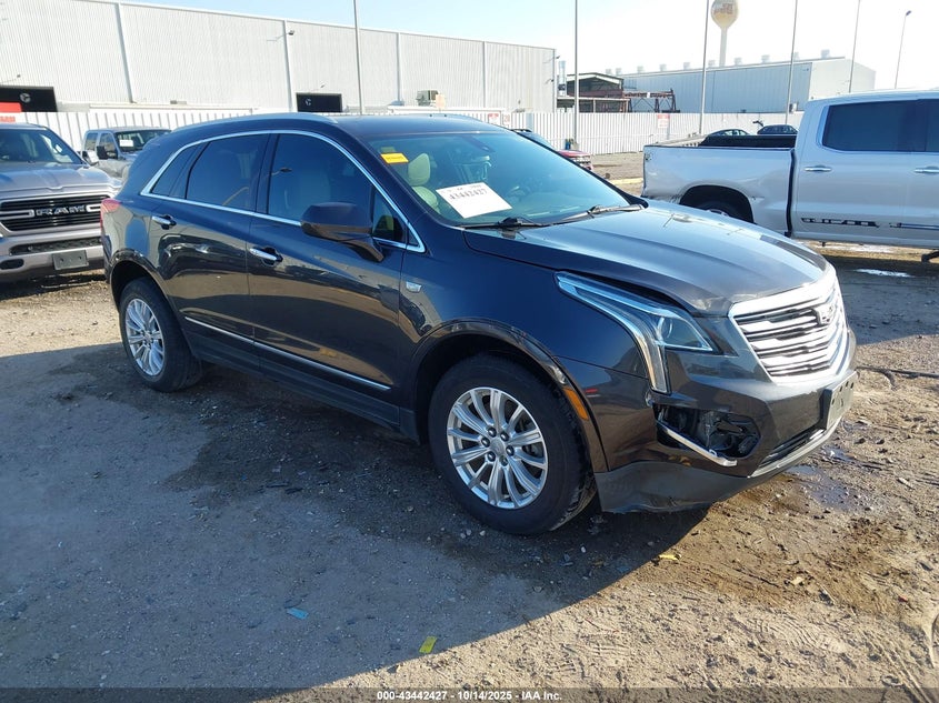 CADILLAC XT5 STANDARD