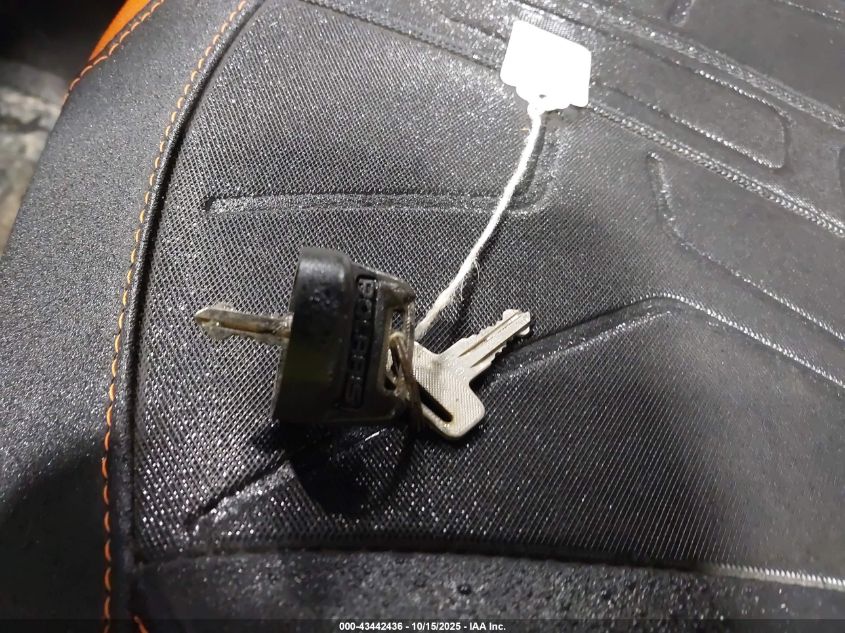 2017 Polaris General 1000 Eps VIN: 3NSRGE995HH870604 Lot: 43442436