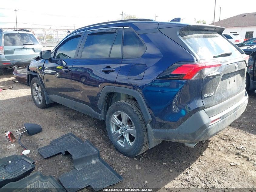 2T3P1RFV1PW384394 2023 TOYOTA RAV 4 photo no. 3