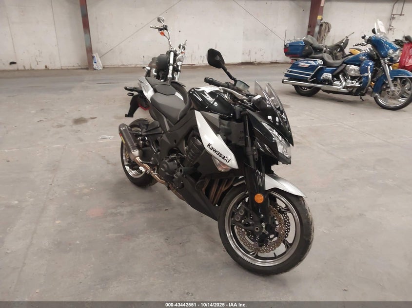 JKAZRCD15AA003970 2010 Kawasaki Zr1000 D auction photo 1