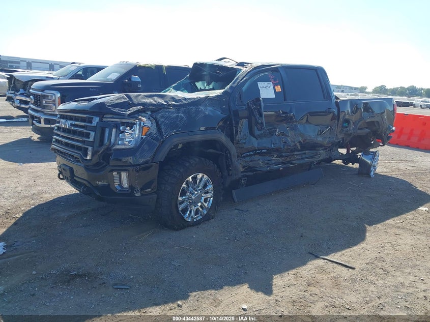 1GT49PEY7NF296590 2022 GMC SIERRA photo no. 2