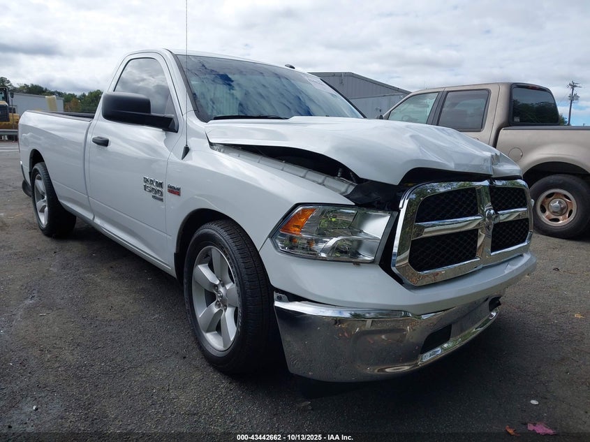 RAM 1500 TRADESMAN 4X2 8 BOX
