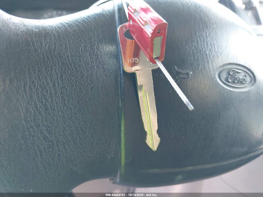 2002 Ford E-250 Commercial VIN: 1FTPE24222HB04145 Lot: 43442701