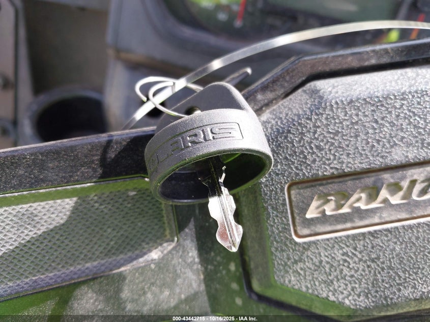 2024 Polaris Ranger Crew Xp 1000 Premium VIN: 4XARSE998R8077575 Lot: 43442715