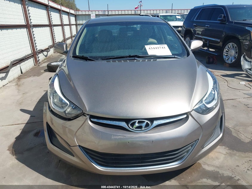 2016 HYUNDAI ELANTRA SE 5NPDH4AE9GH714380