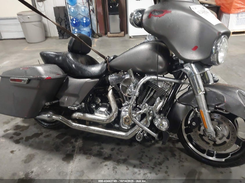 2013 Harley-Davidson Flhx Street Glide VIN: 1HD1KBM15DB620266 Lot: 43442749