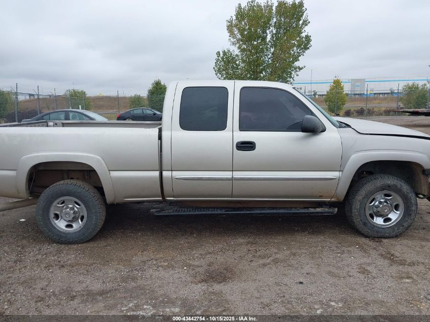 2004 GMC Sierra 2500Hd Sle VIN: 1GTHK29214E352770 Lot: 43442754