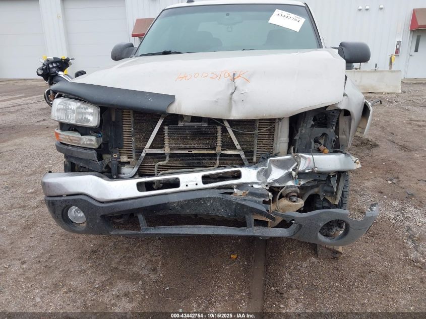 2004 GMC Sierra 2500Hd Sle VIN: 1GTHK29214E352770 Lot: 43442754