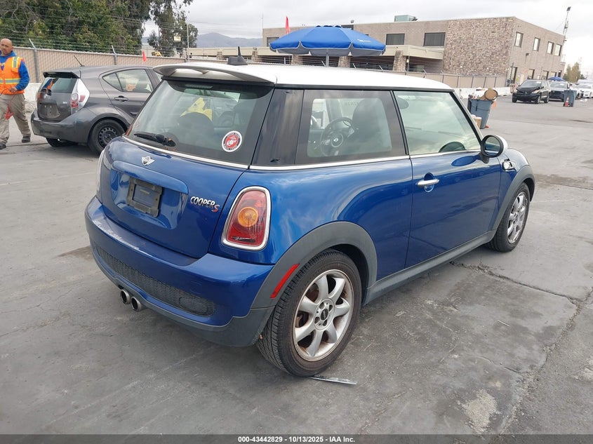 WMWMF73598TT91110 2008 MINI COOPER photo no. 4