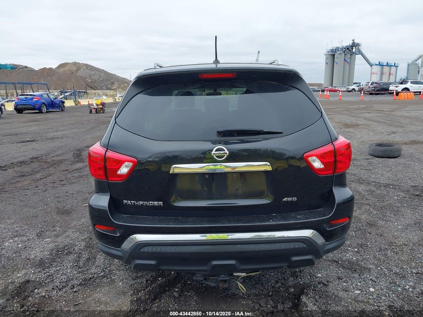 2018 NISSAN PATHFINDER S 5N1DR2MM8JC626357