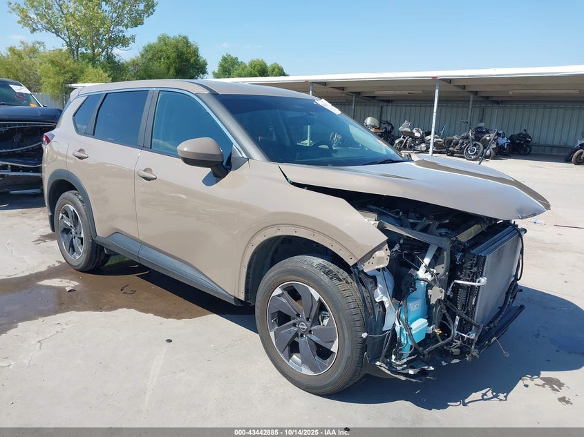 NISSAN ROGUE SV FWD