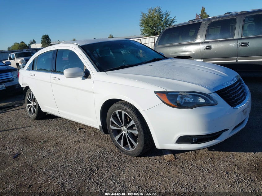 CHRYSLER 200 TOURING