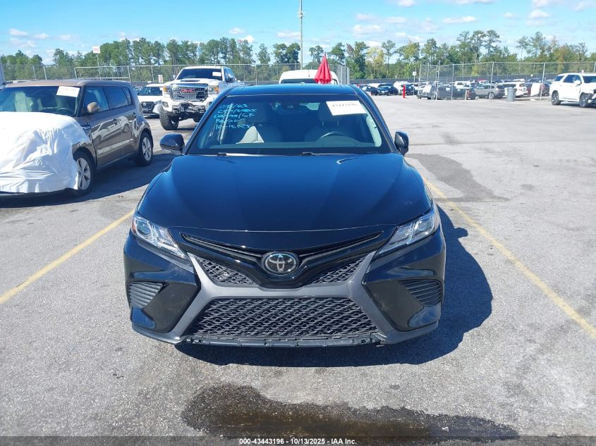2018 Toyota Camry Se VIN: 4T1B11HK6JU133613 Lot: 43443196