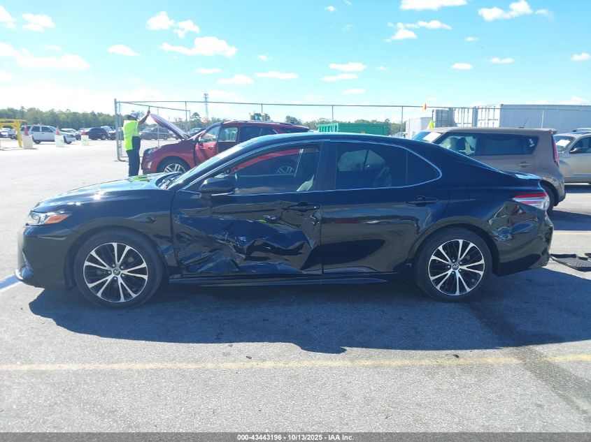 2018 Toyota Camry Se VIN: 4T1B11HK6JU133613 Lot: 43443196